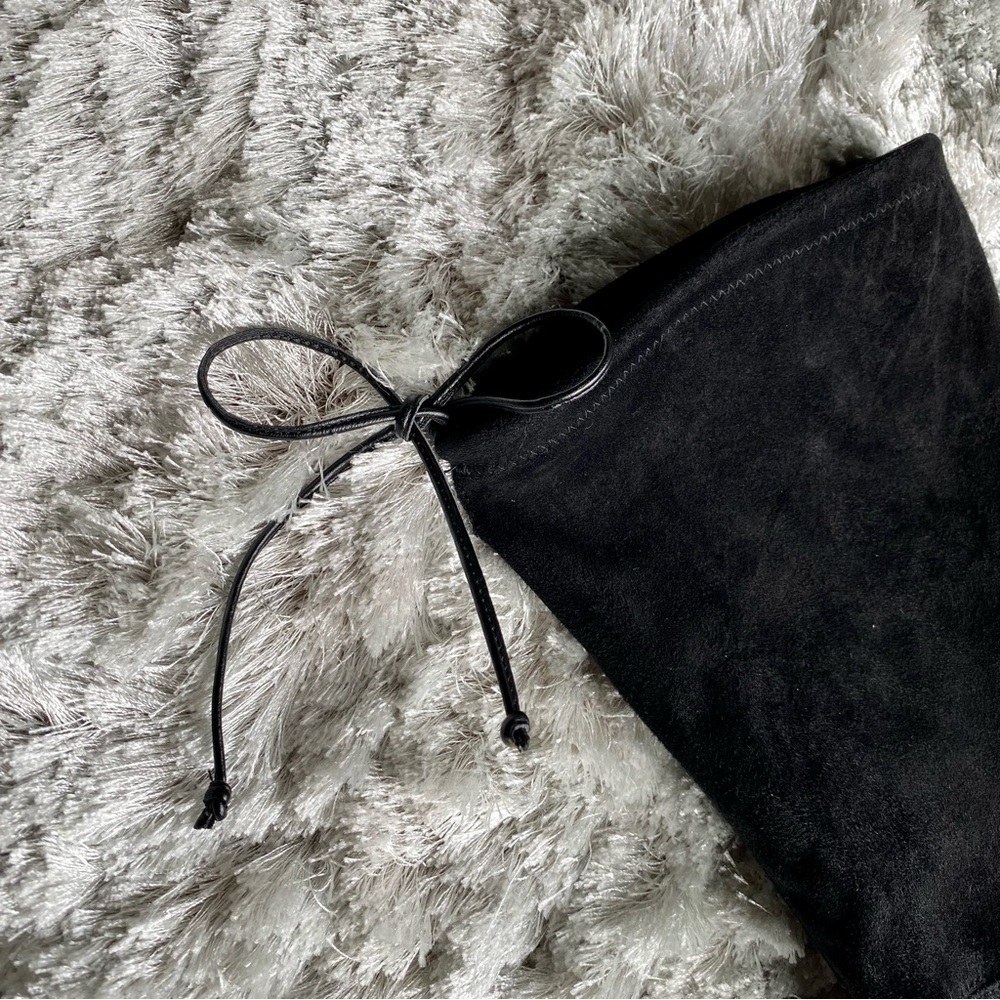 Stuart Weitzman NWT Over-The-Knee Black Suede Boots Size 7 - Picture 8 of 15